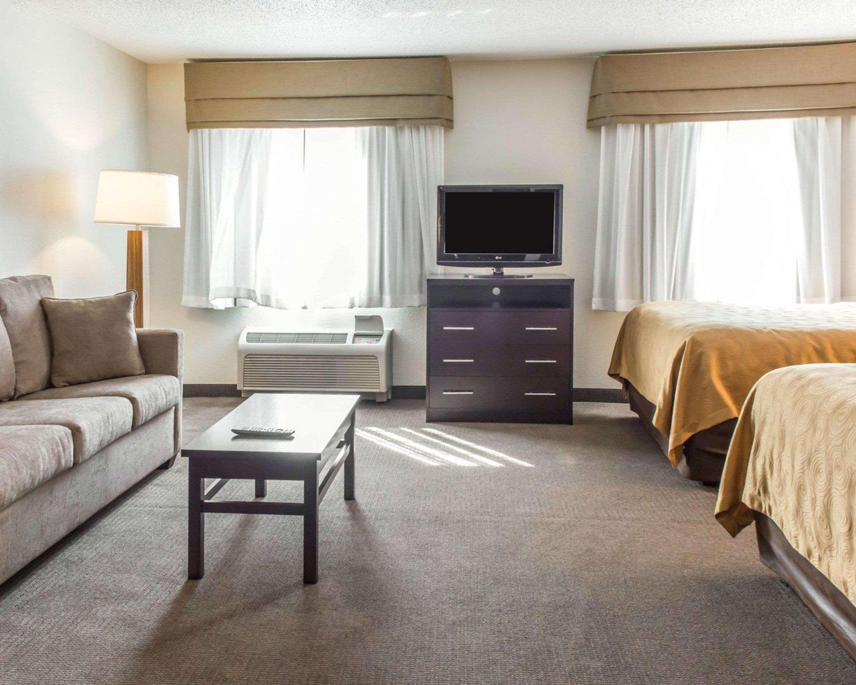Mainstay Suites Pittsburgh Airport Robinson Township  Exterior photo