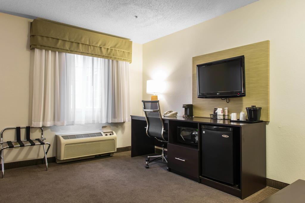 Mainstay Suites Pittsburgh Airport Robinson Township  Exterior photo