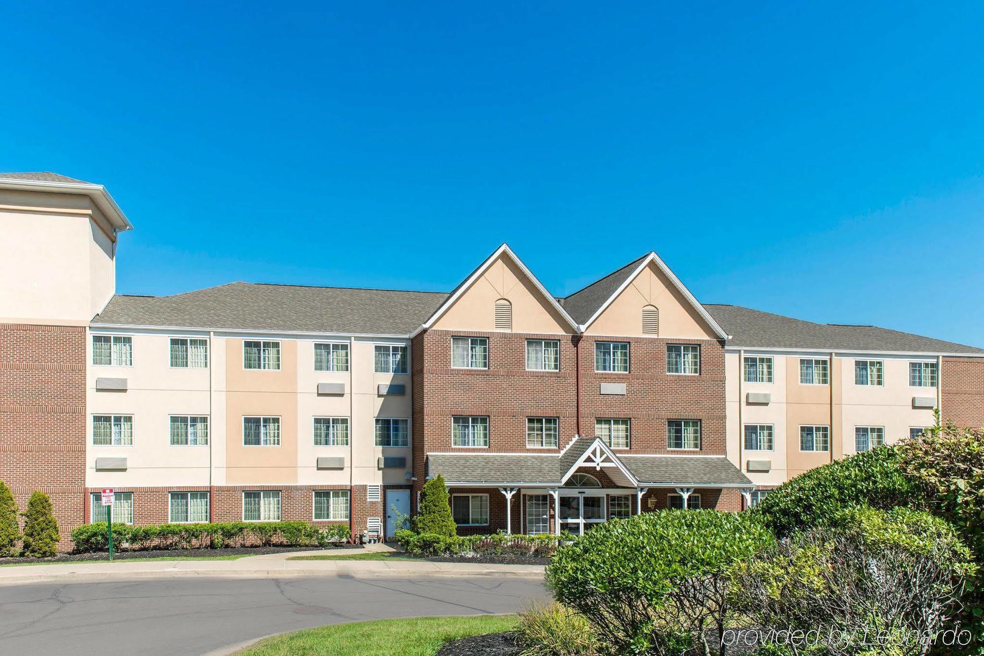 Mainstay Suites Pittsburgh Airport Robinson Township  Exterior photo