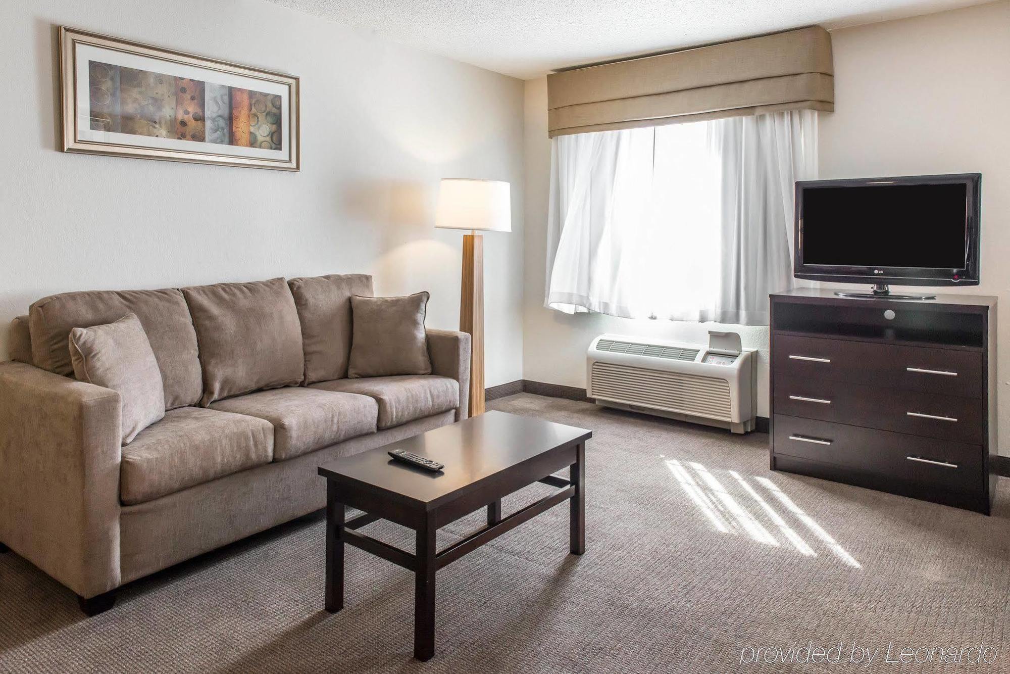 Mainstay Suites Pittsburgh Airport Robinson Township  Exterior photo