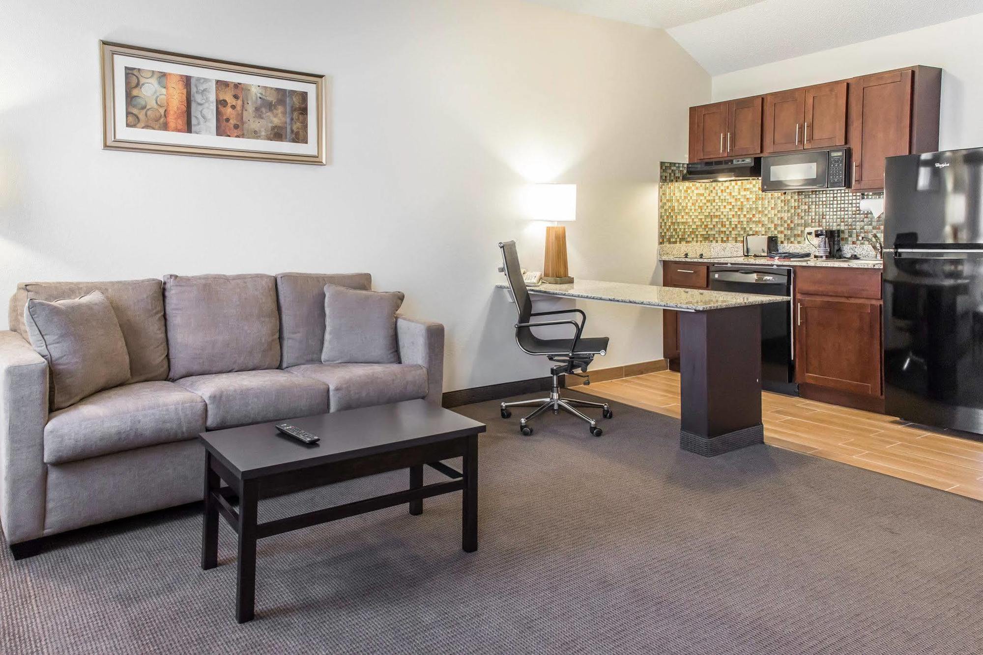 Mainstay Suites Pittsburgh Airport Robinson Township  Exterior photo